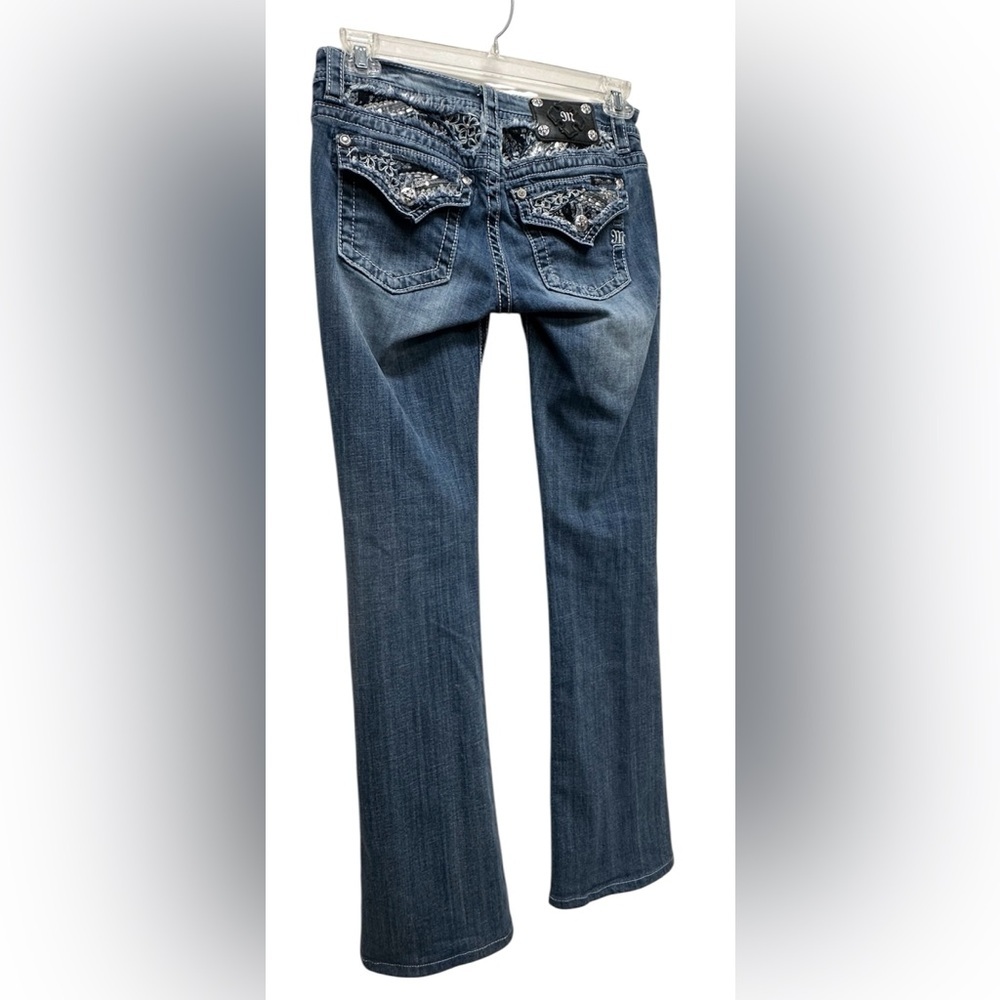 Miss Me Signature Bootcut Blue Jeans Women’s Embellished Pockets 28 Denim Y2K - Picture 3 of 9